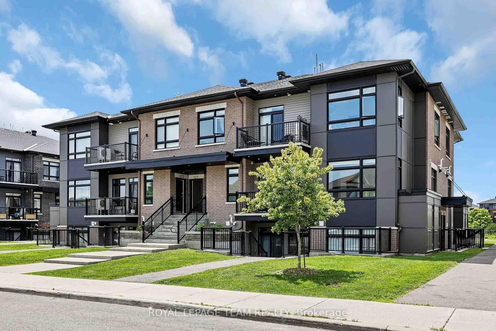 121 Fairweather Street, Ottawa, ON