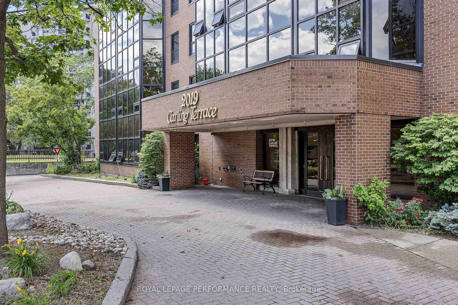 408 - 2019 Carling Avenue, Ottawa, ON — photo 3