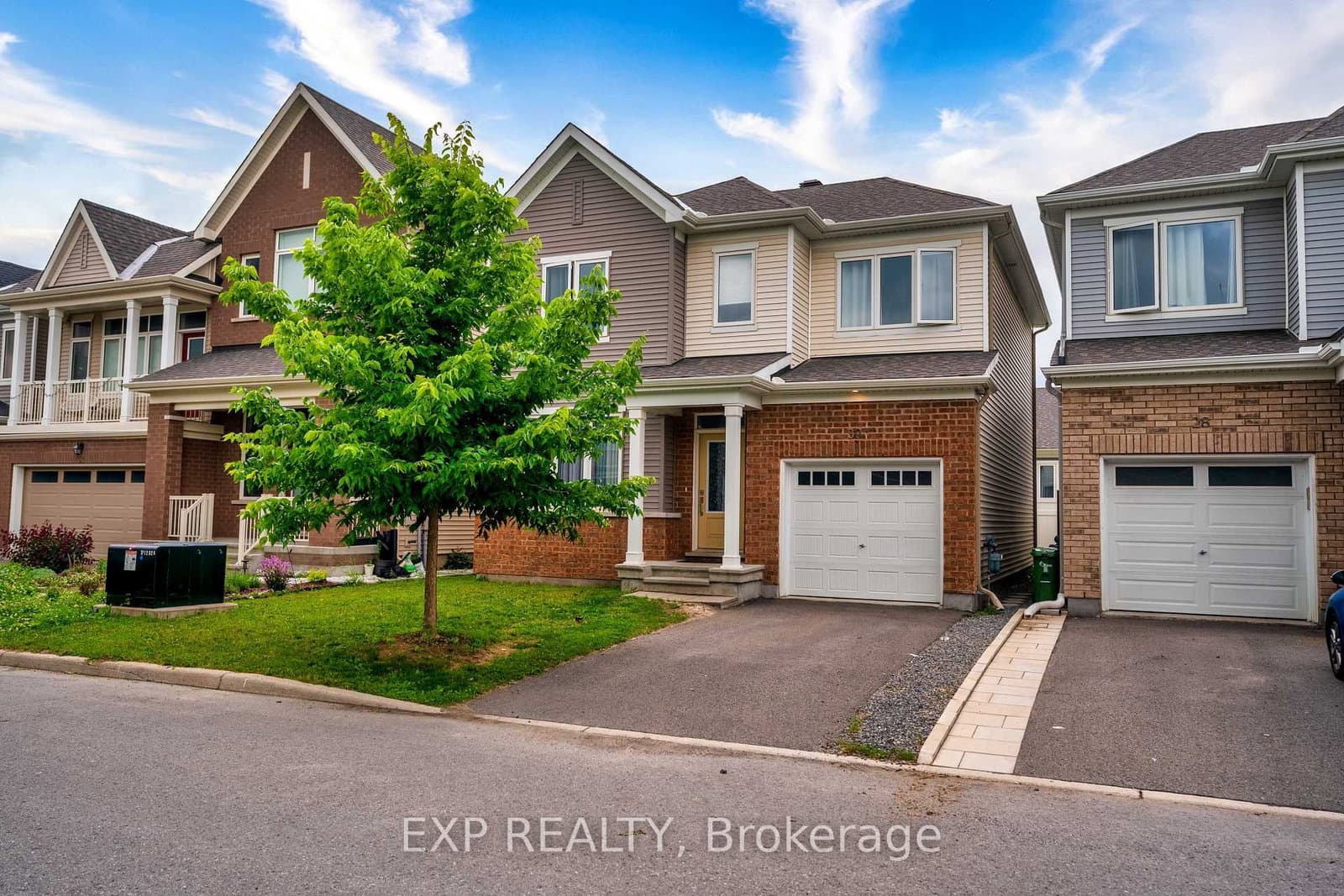 30 Coppermine Street, Ottawa, ON