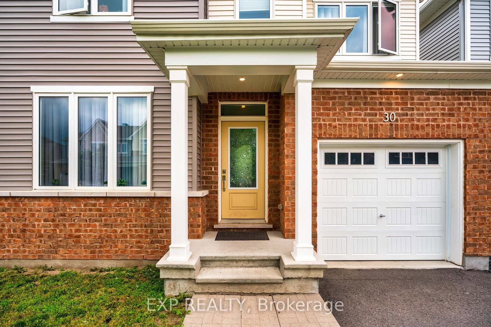 30 Coppermine Street, Ottawa, ON — photo 2