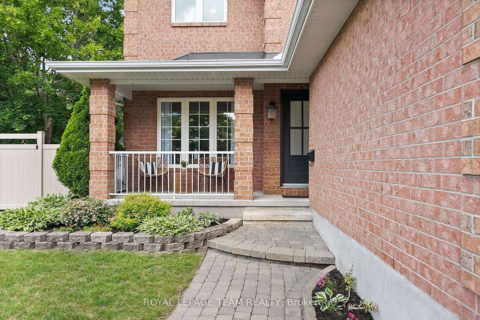 14 Newcastle Avenue, Ottawa, ON — photo 2