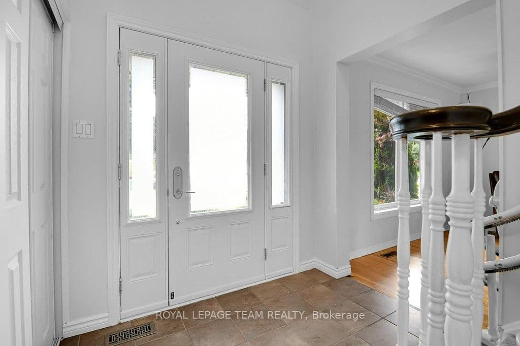 332 Liard Street, Ottawa, ON — photo 3