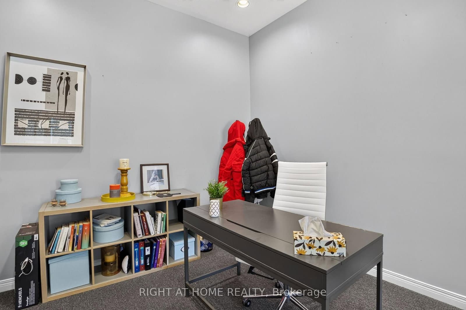 26 Evanshen Crescent, Ottawa, ON — photo 3