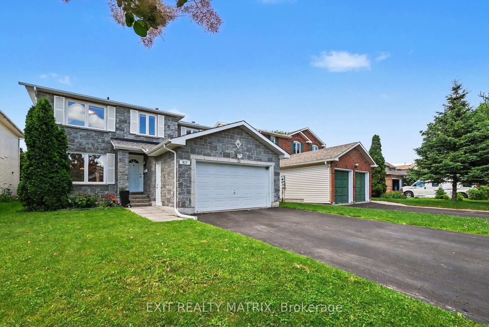 627 Chenier Way, Ottawa, ON — photo 2