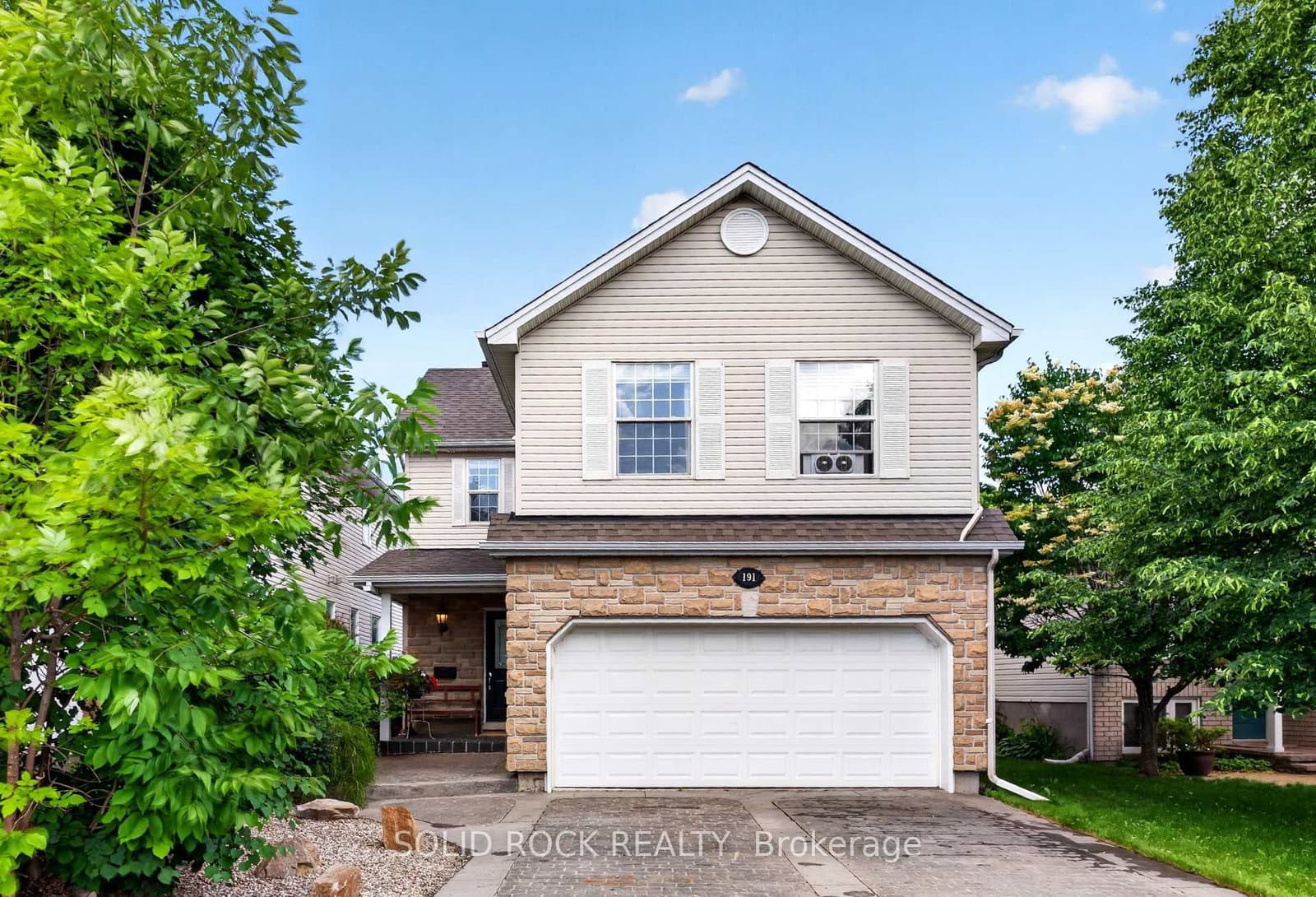 191 Yoho Drive, Ottawa, ON