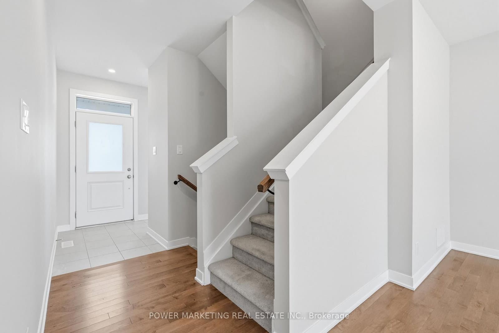 448 Epoch Street, Ottawa, ON — photo 3