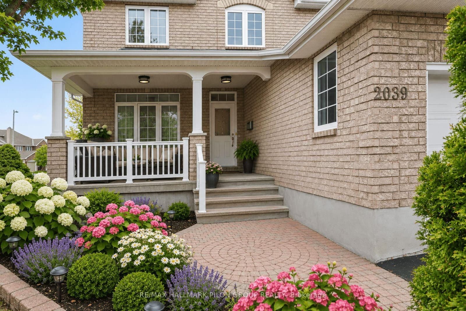 2039 Calico Crescent, Ottawa, ON — photo 2