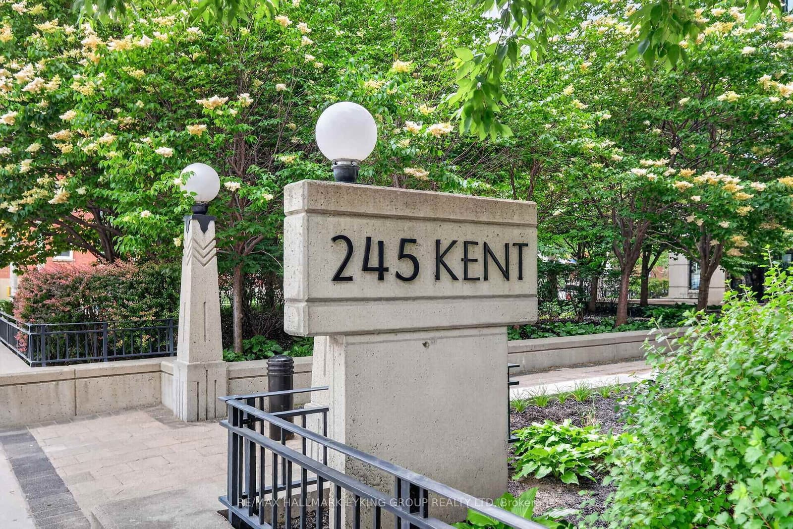 301 - 245 Kent Street, Ottawa, ON — photo 3