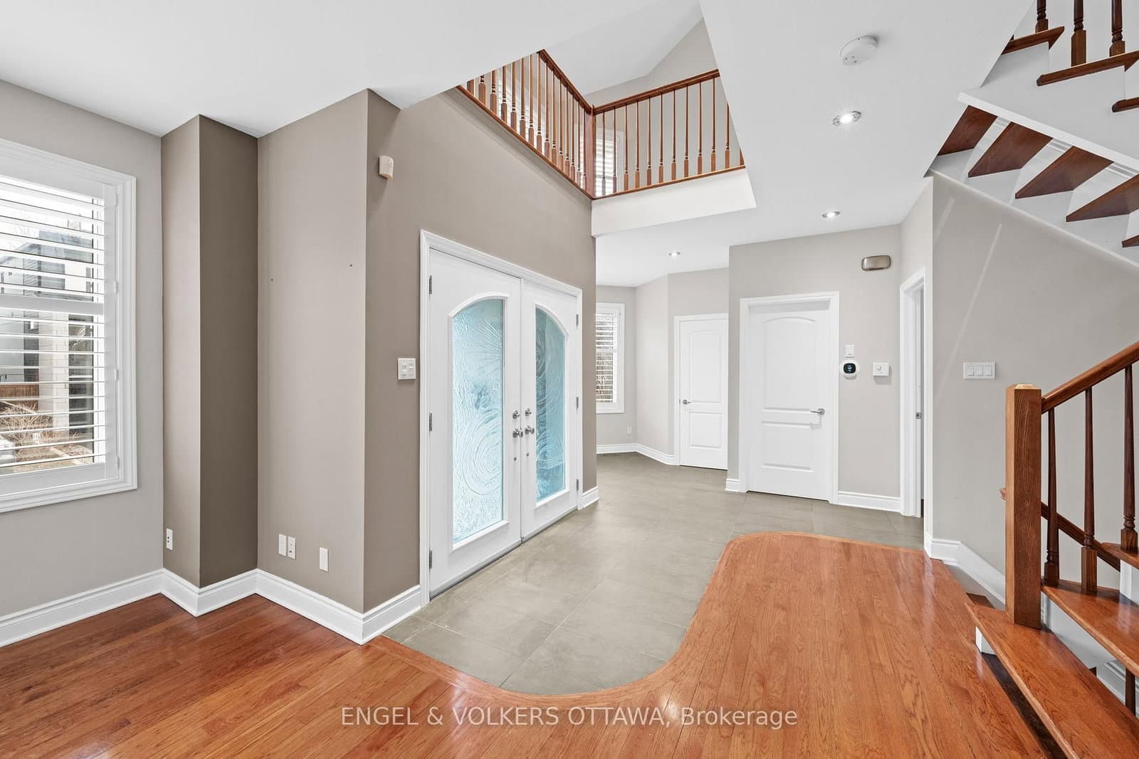 249 Atlantis Avenue, Ottawa, ON — photo 2