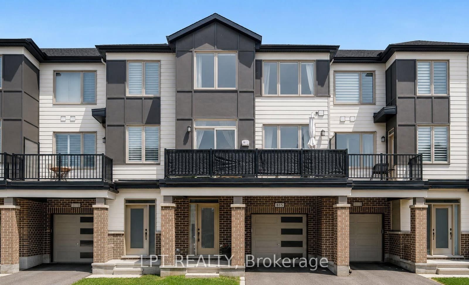 815 Kiniw Private, Ottawa, ON