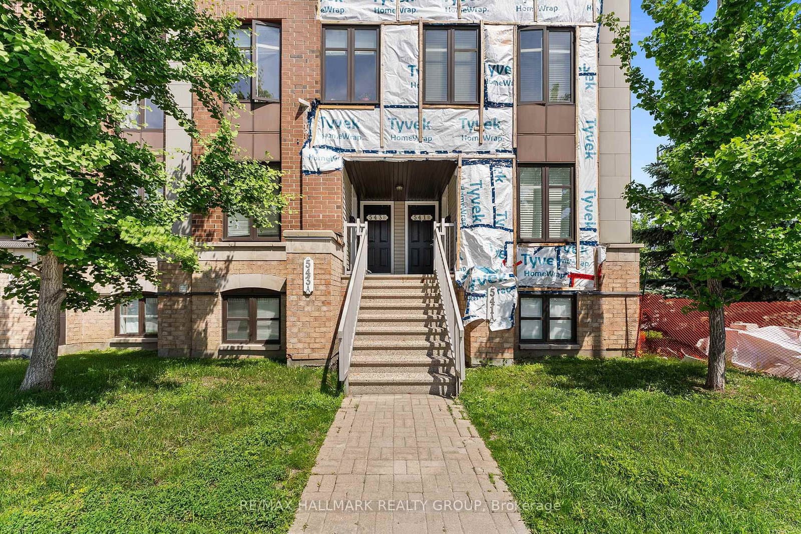 1 - 541 Chapman Mills Drive, Ottawa, ON — photo 2