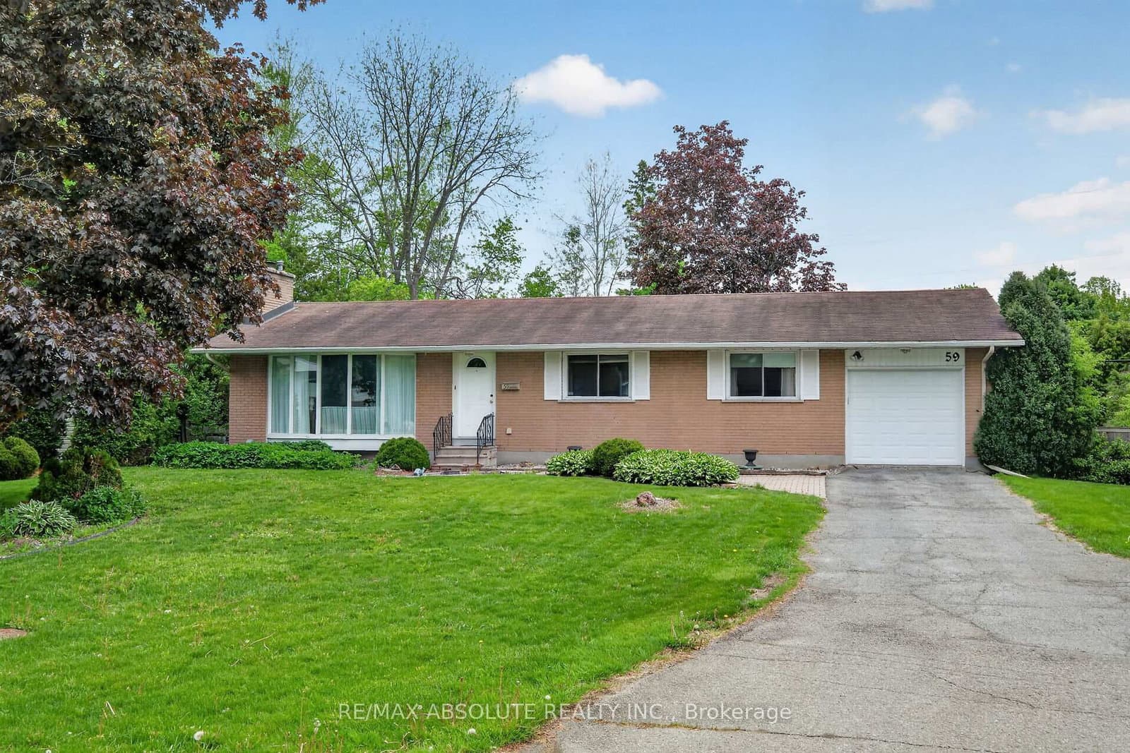 59 Evergreen Drive, Ottawa, ON