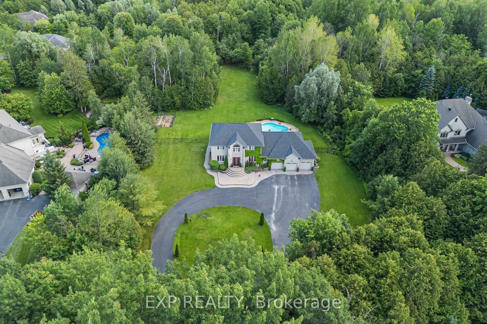 1550 Lords Manor Lane, Ottawa, ON — photo 2