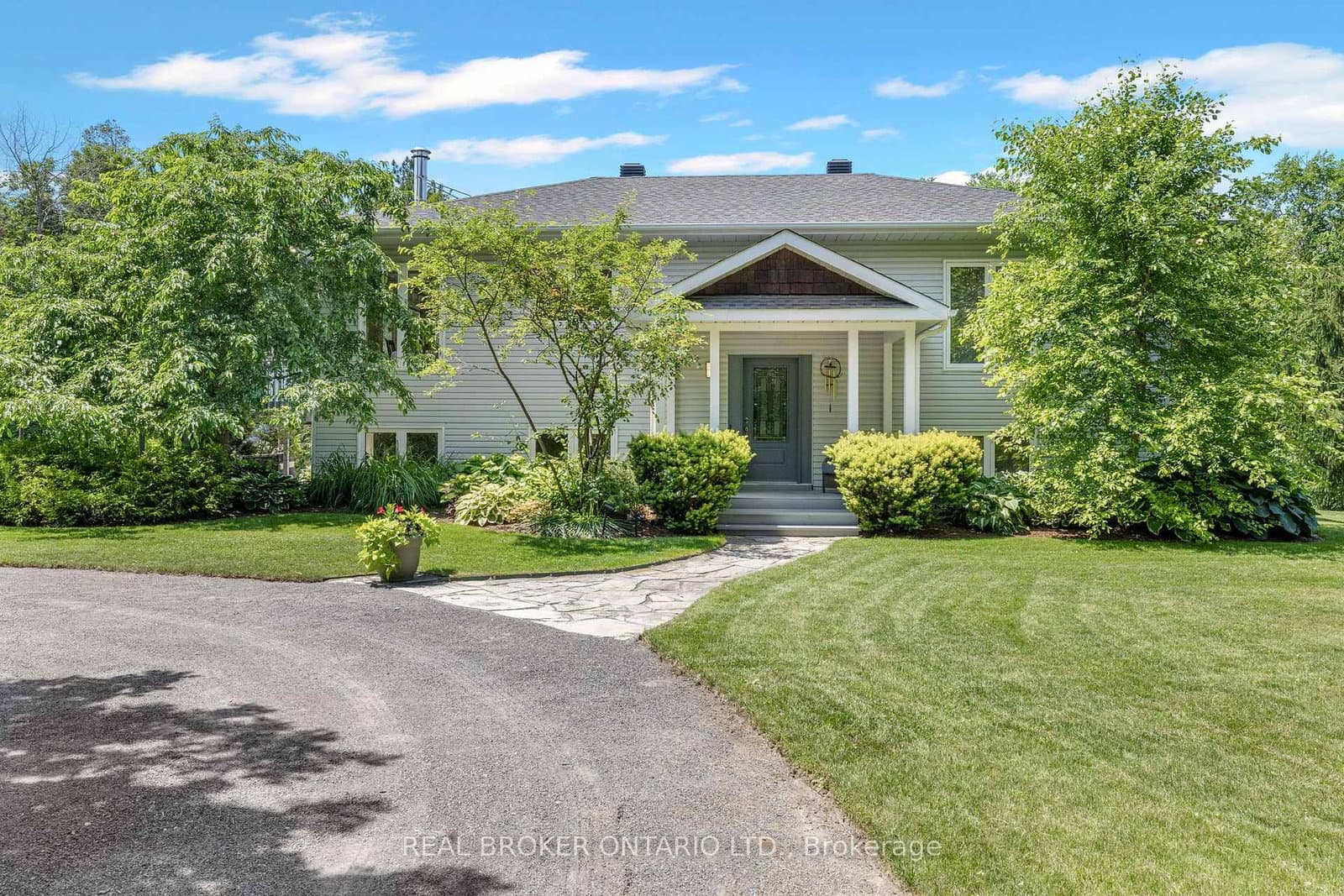 6550 Rideau Valley Drive, Manotick, ON — photo 2