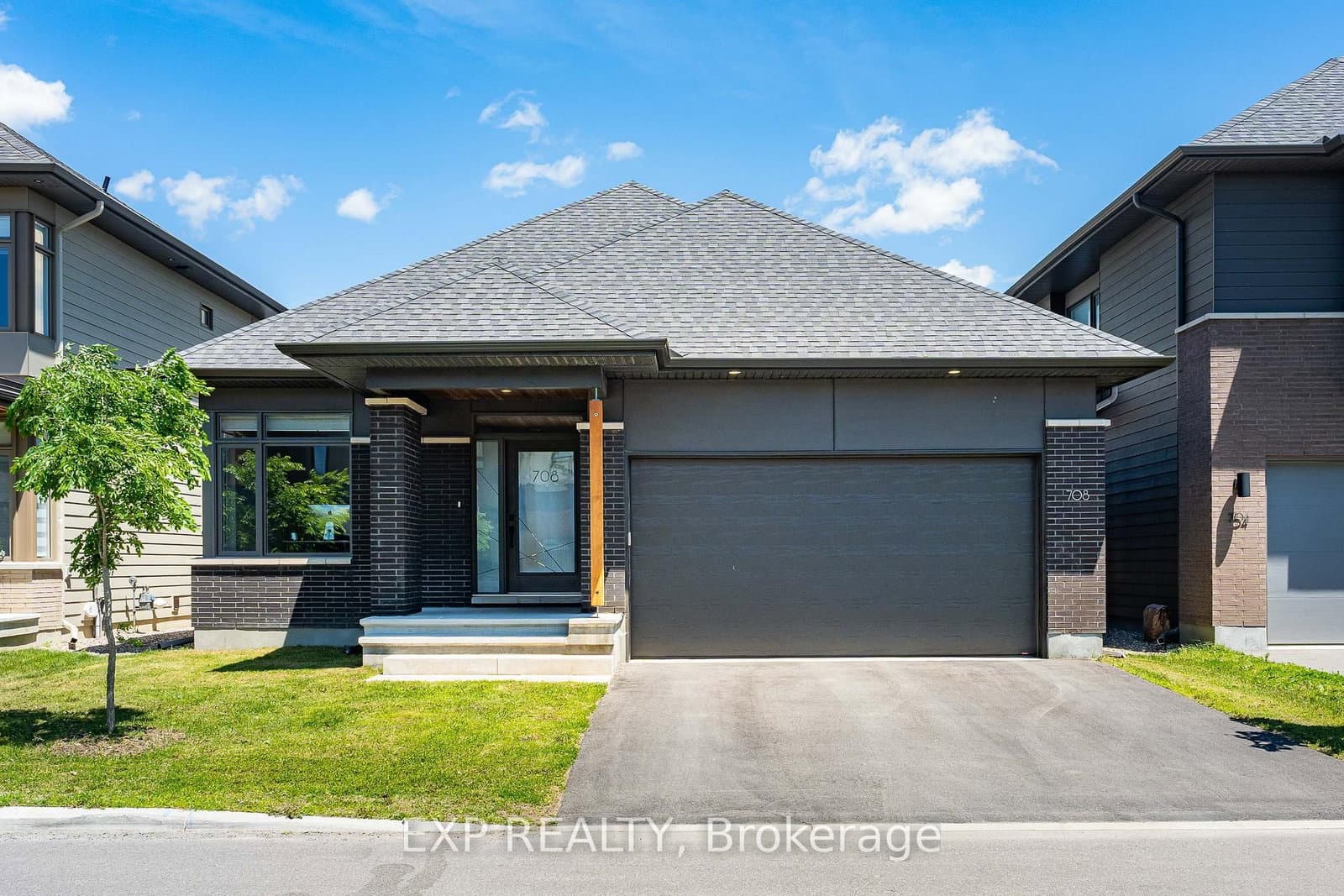 708 Wooler Place, Ottawa, ON