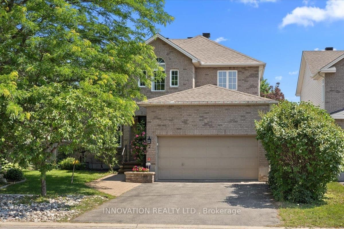 2 Gros Morne Court, Ottawa, ON
