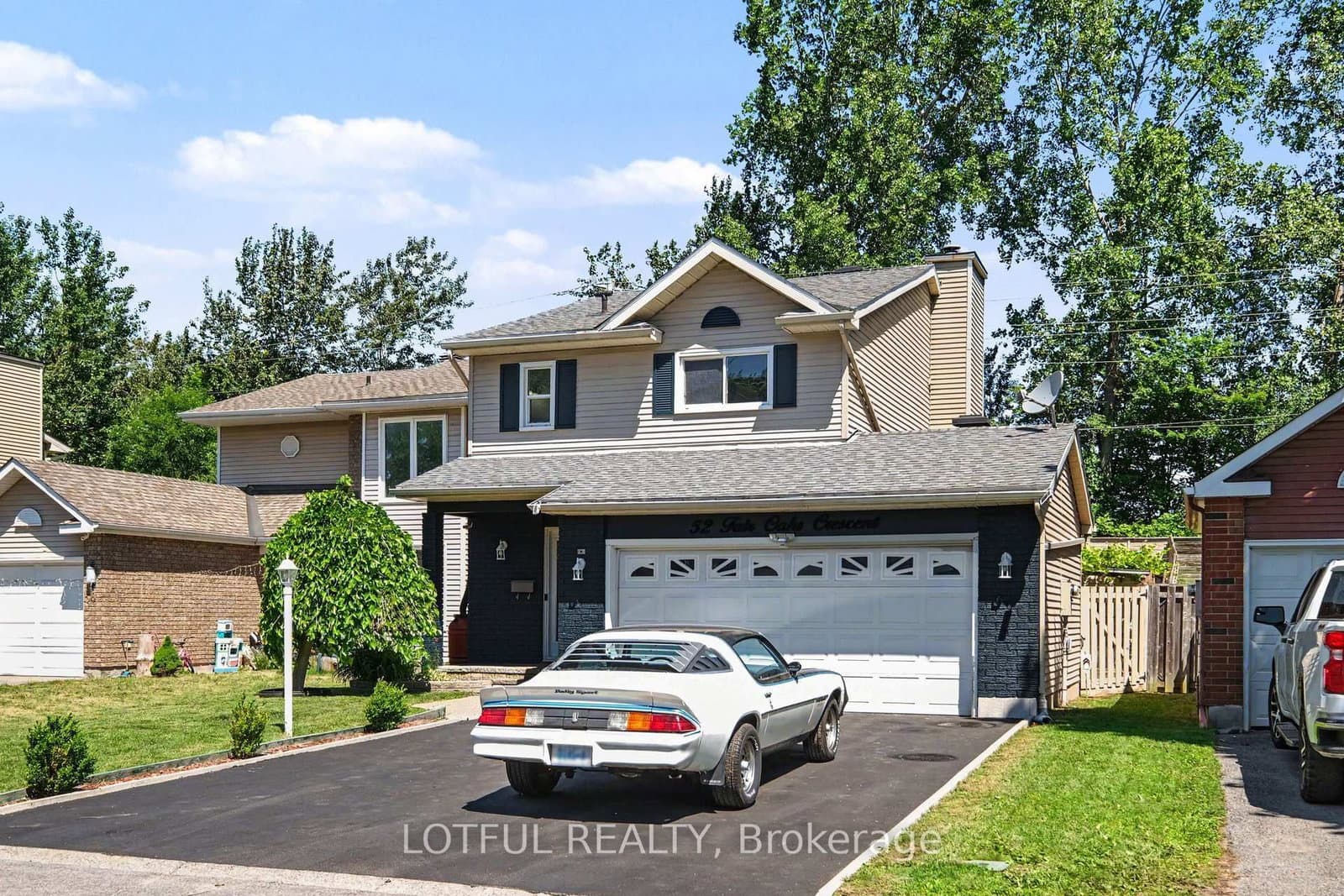 52 Fair Oaks Crescent, Ottawa, ON — photo 3