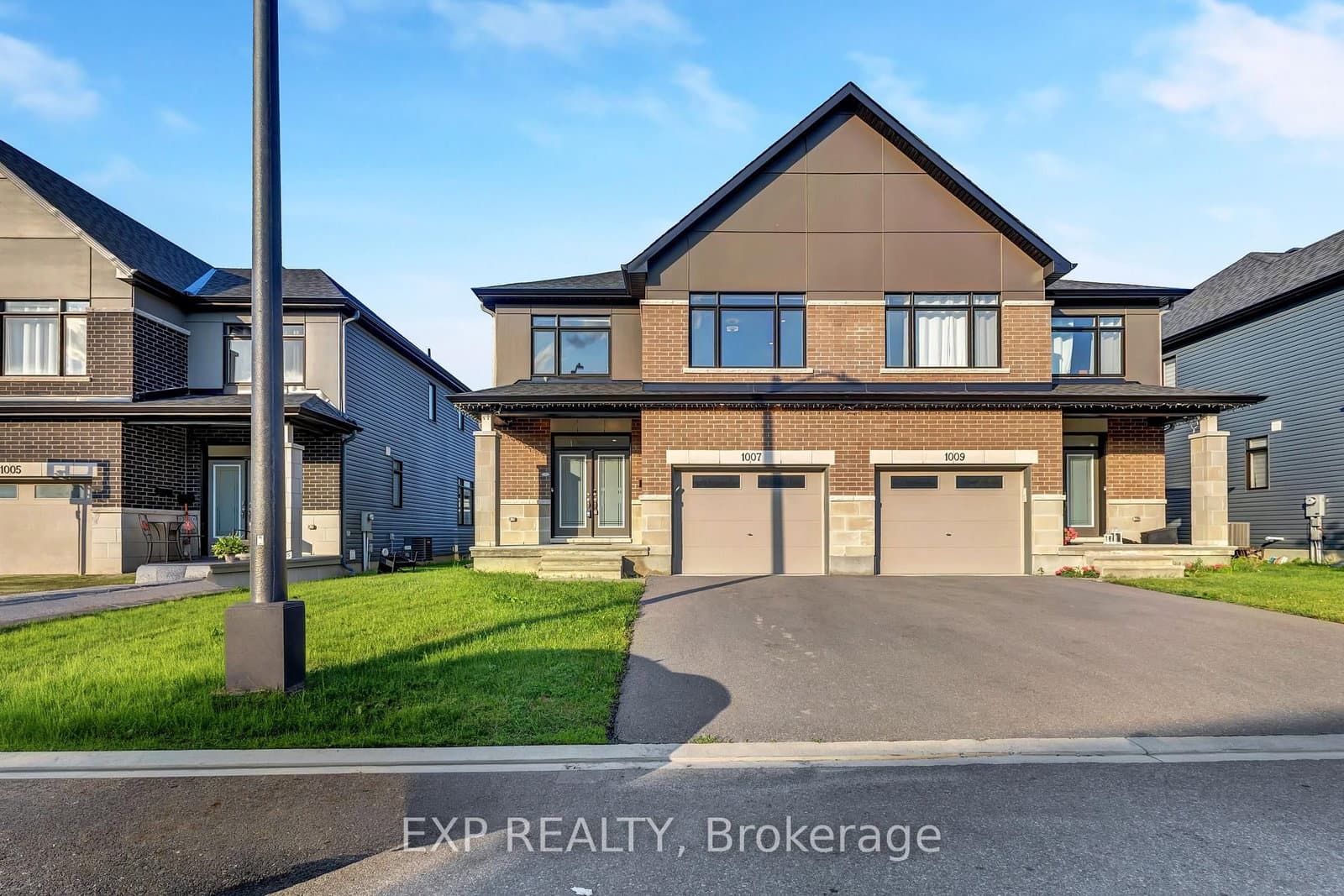 1007 Hydrangea Avenue, Manotick, ON