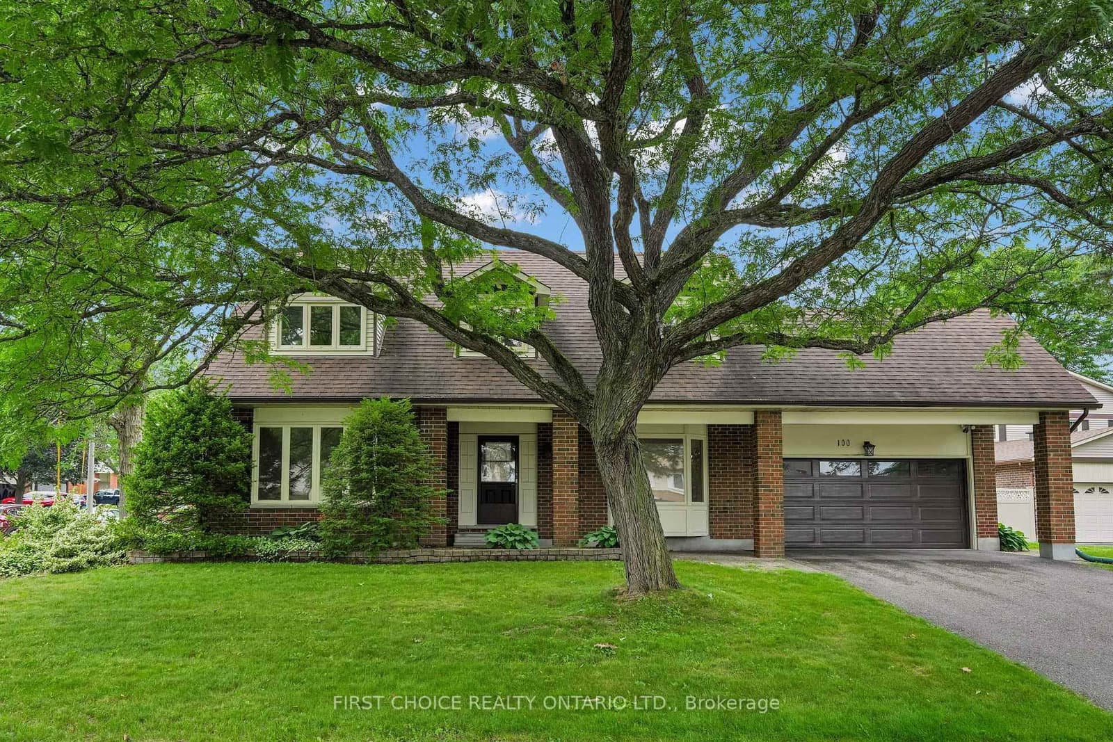 100 Waxwing Drive, Ottawa, ON — photo 2