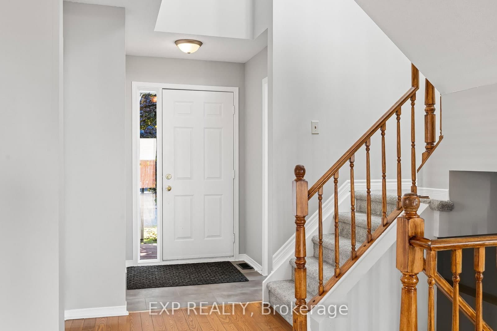 32 Peacock Crescent, Ottawa, ON — photo 3