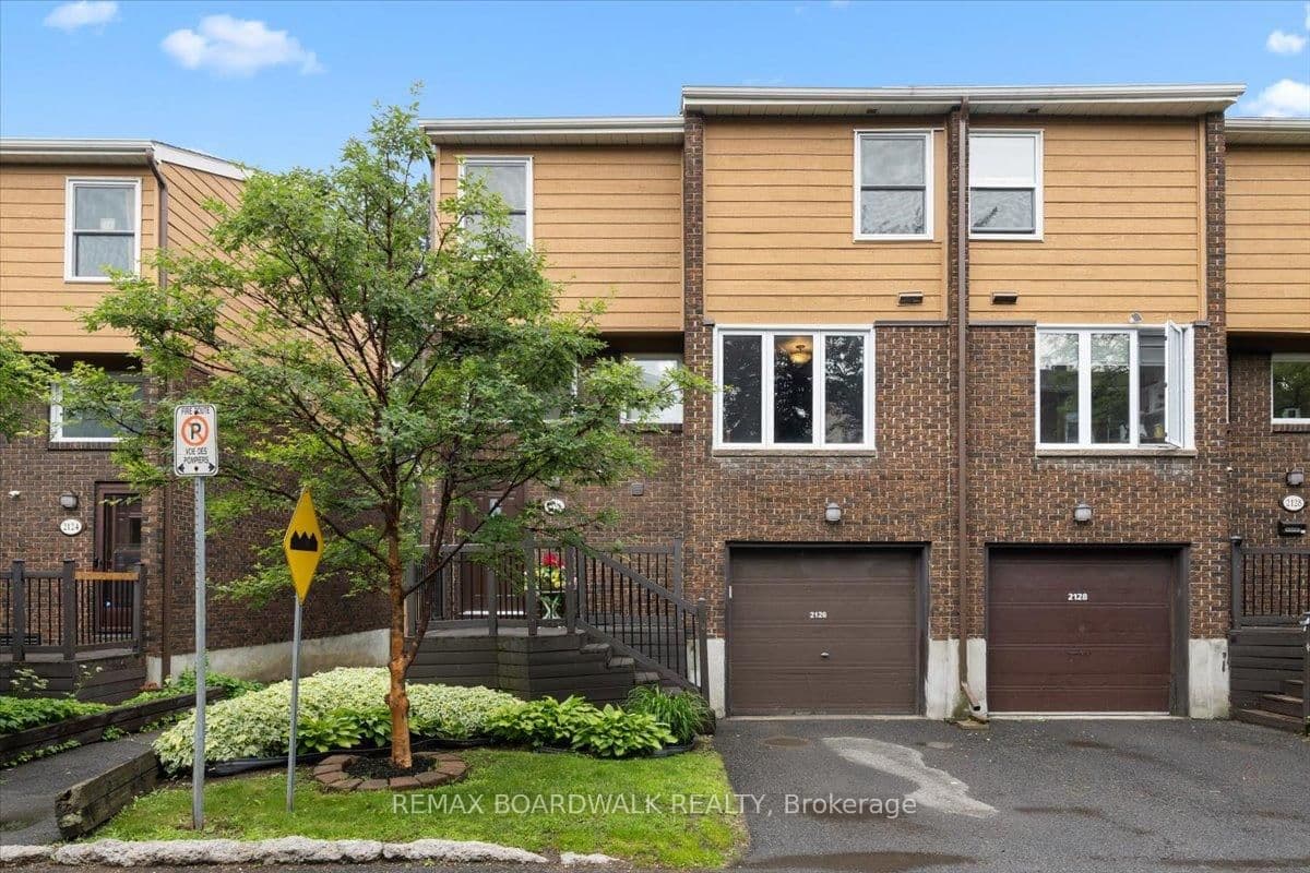 18 - 2126 Eric Crescent, Ottawa, ON