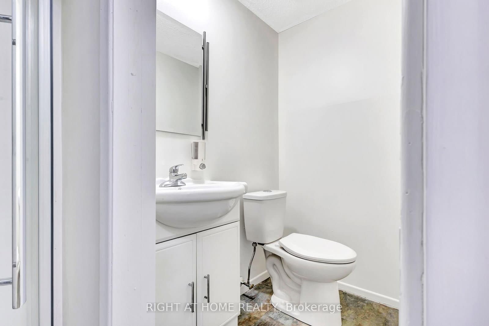21 - 5 Hadley Circle, Ottawa, ON — photo 13