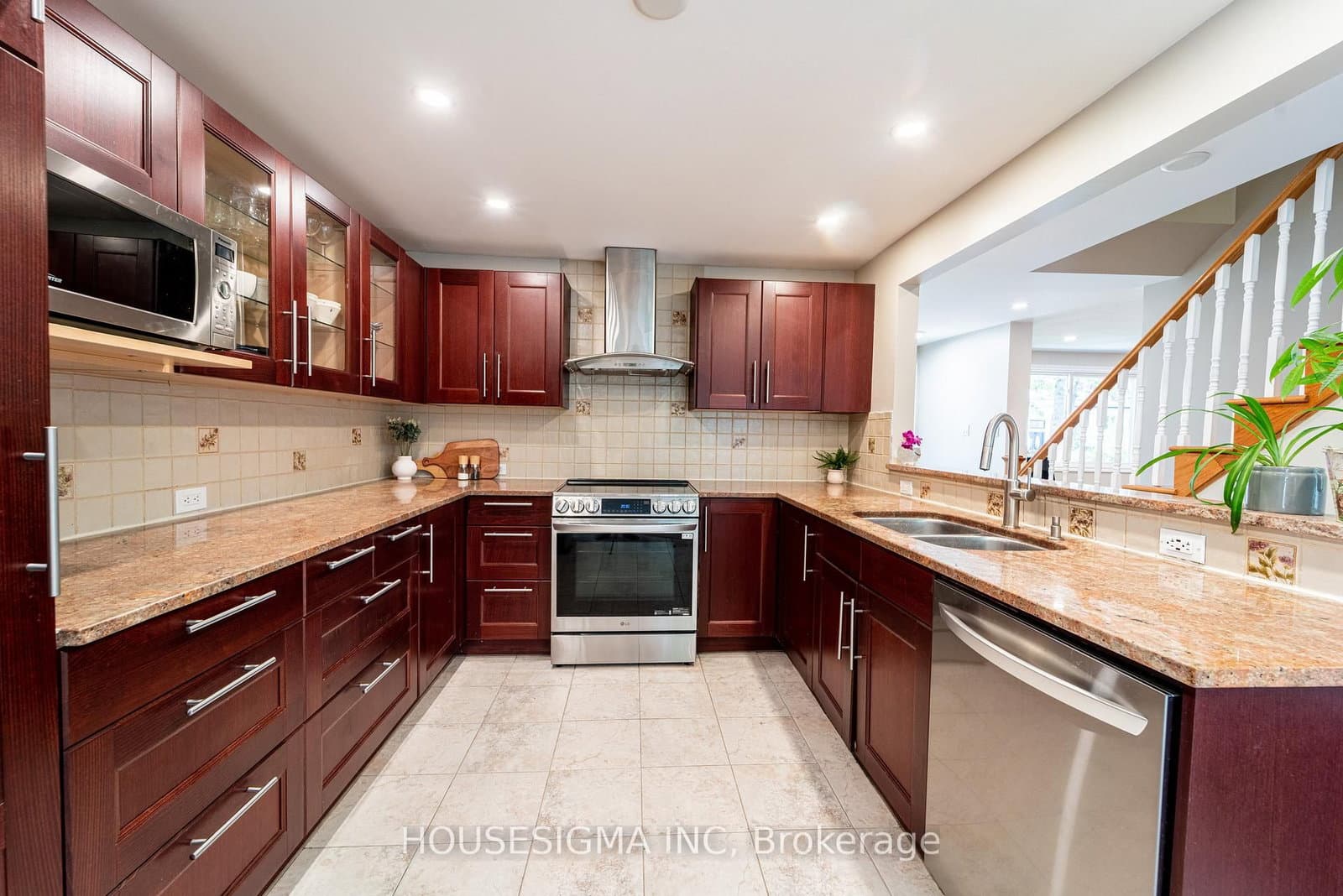 2032 Kings Grove Crescent, Ottawa, ON — photo 15