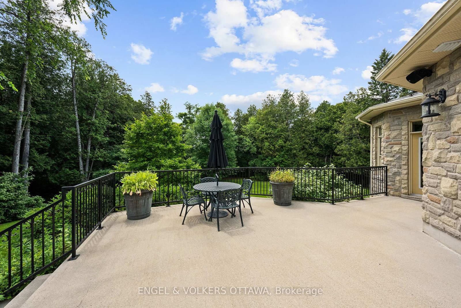 140 Lady Lochead Lane, Carp, ON — photo 38