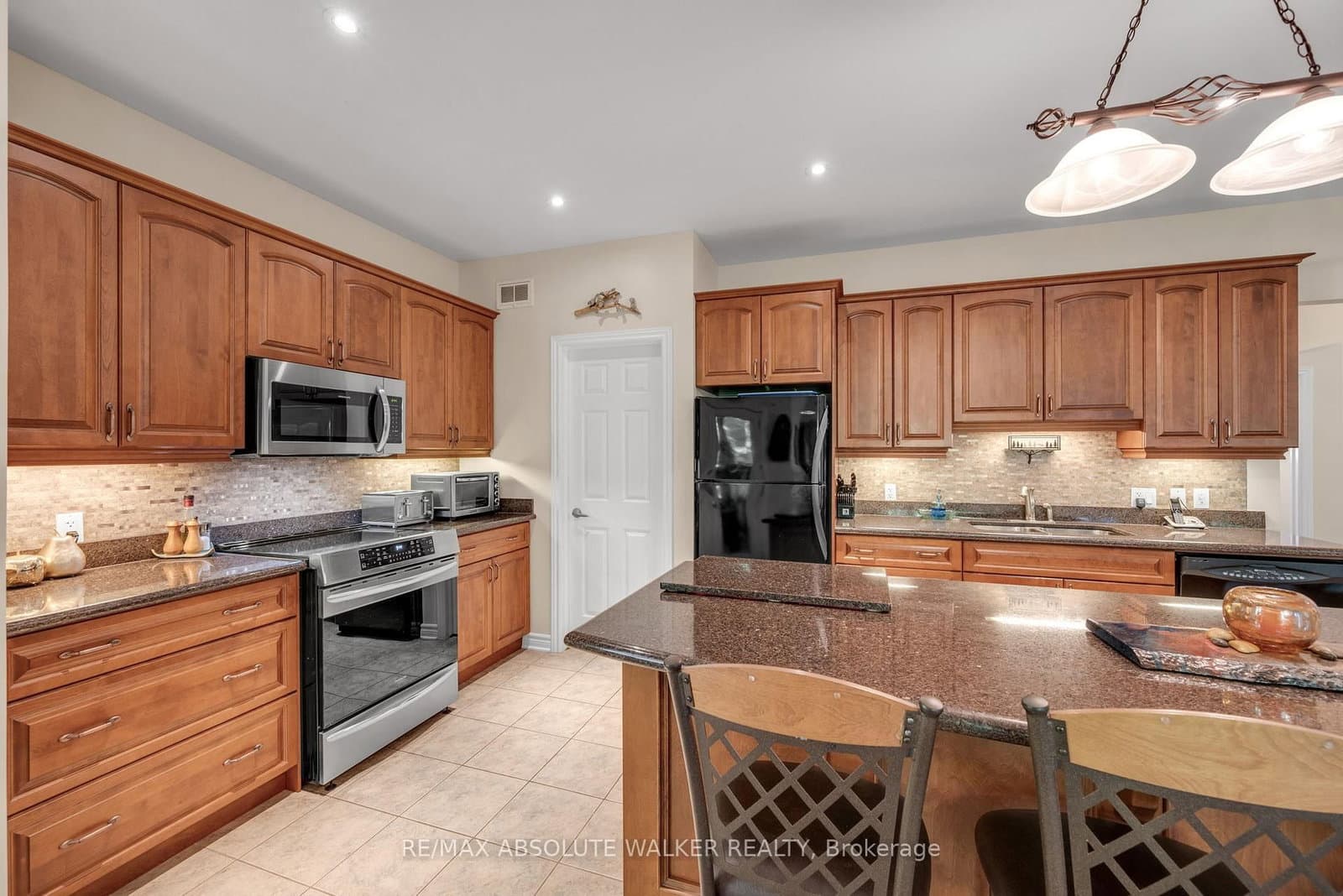 114 Hardwood Drive, Ottawa, ON — photo 10
