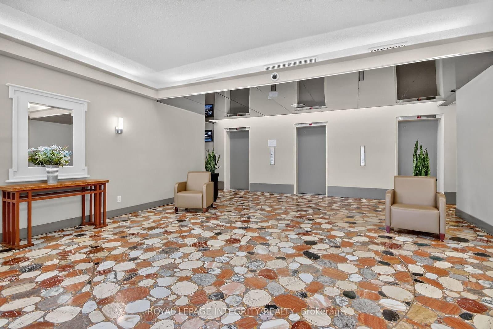 2701 - 1785 Frobisher Lane, Ottawa, ON — photo 5