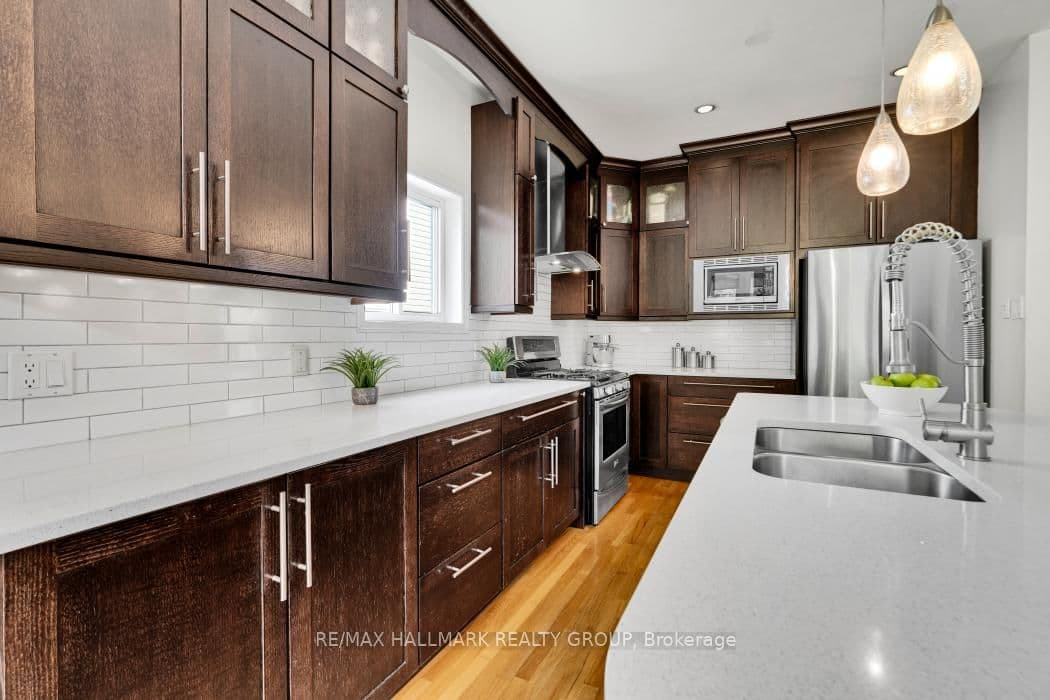 16 Hemlo Crescent, Kanata, ON — photo 16