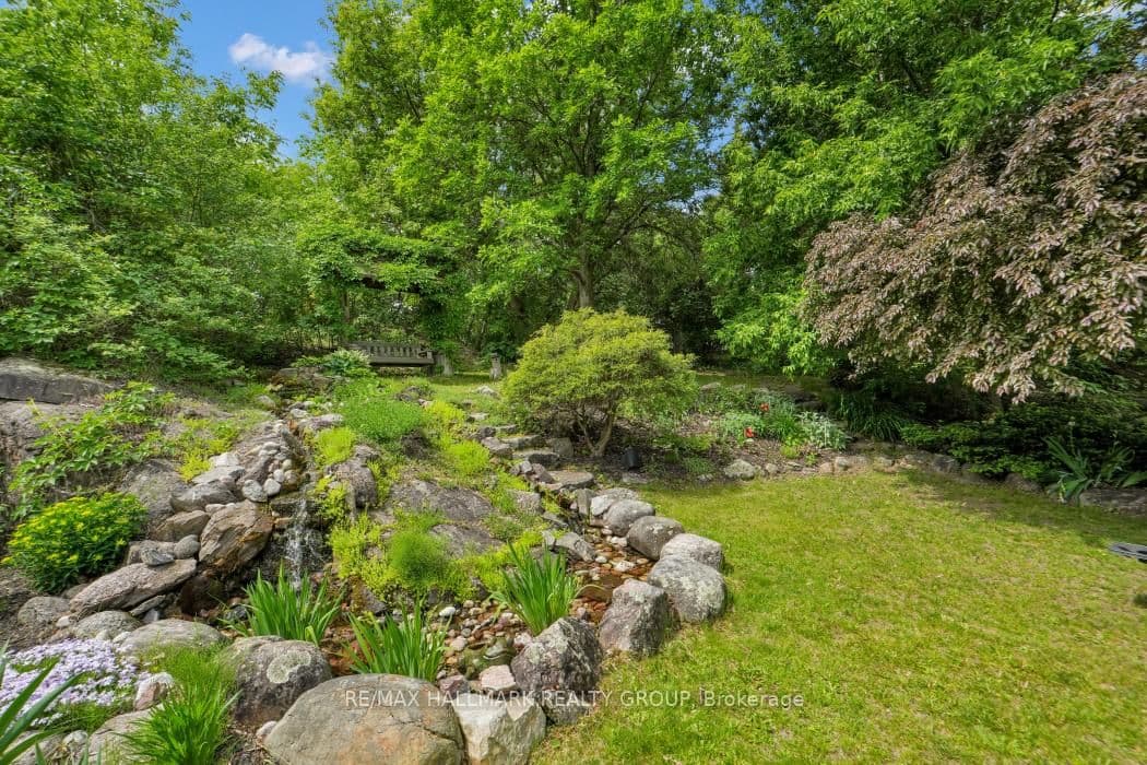 16 Hemlo Crescent, Kanata, ON — photo 39