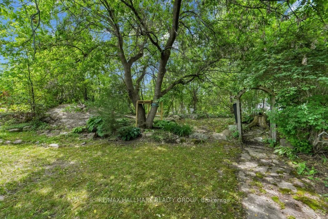 16 Hemlo Crescent, Kanata, ON — photo 41