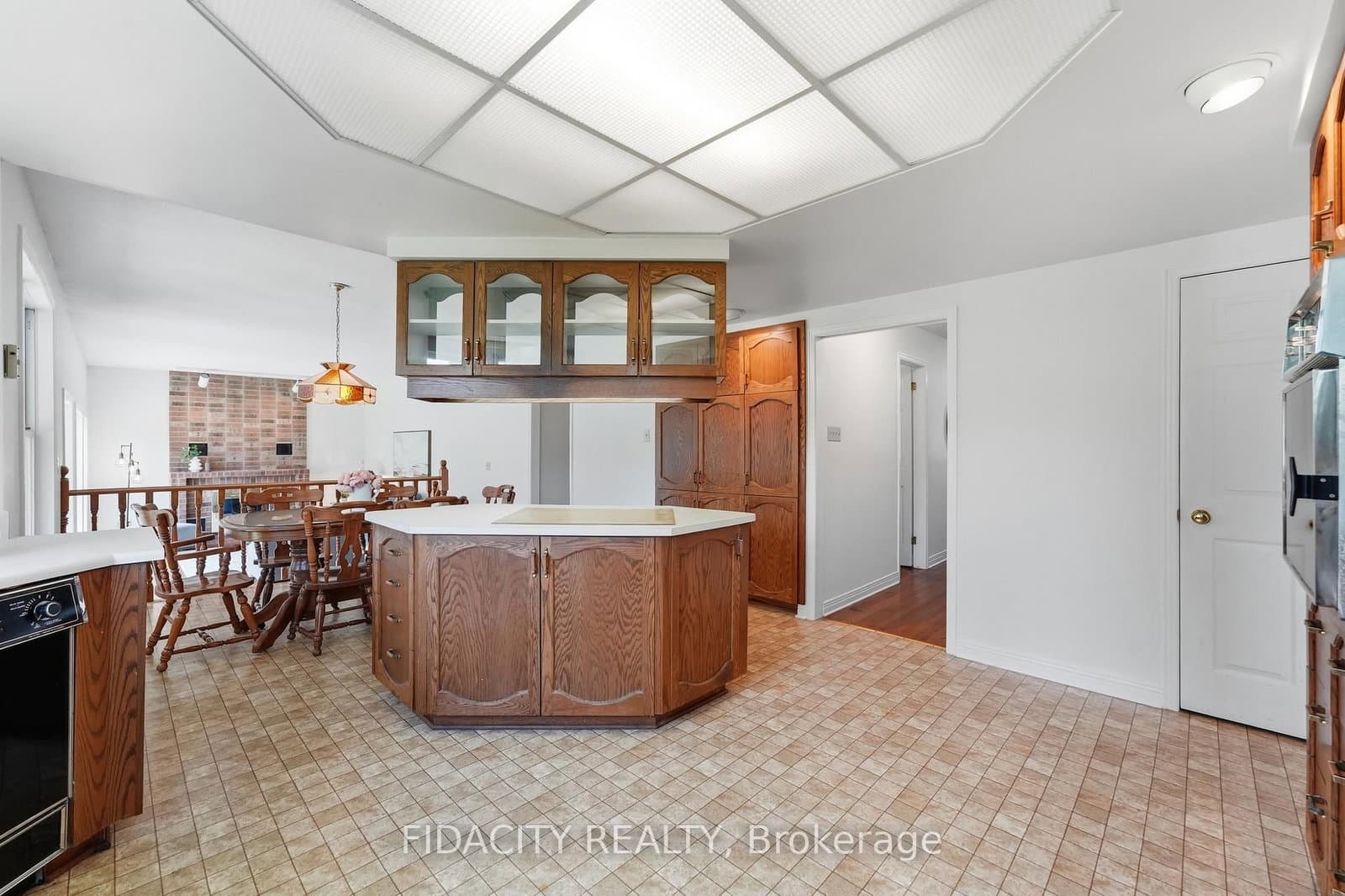 25 Pine Bluff Trail, Ottawa, ON — photo 15