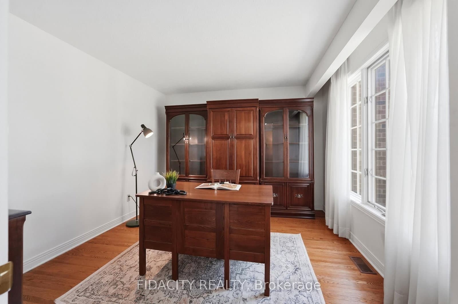 25 Pine Bluff Trail, Ottawa, ON — photo 23