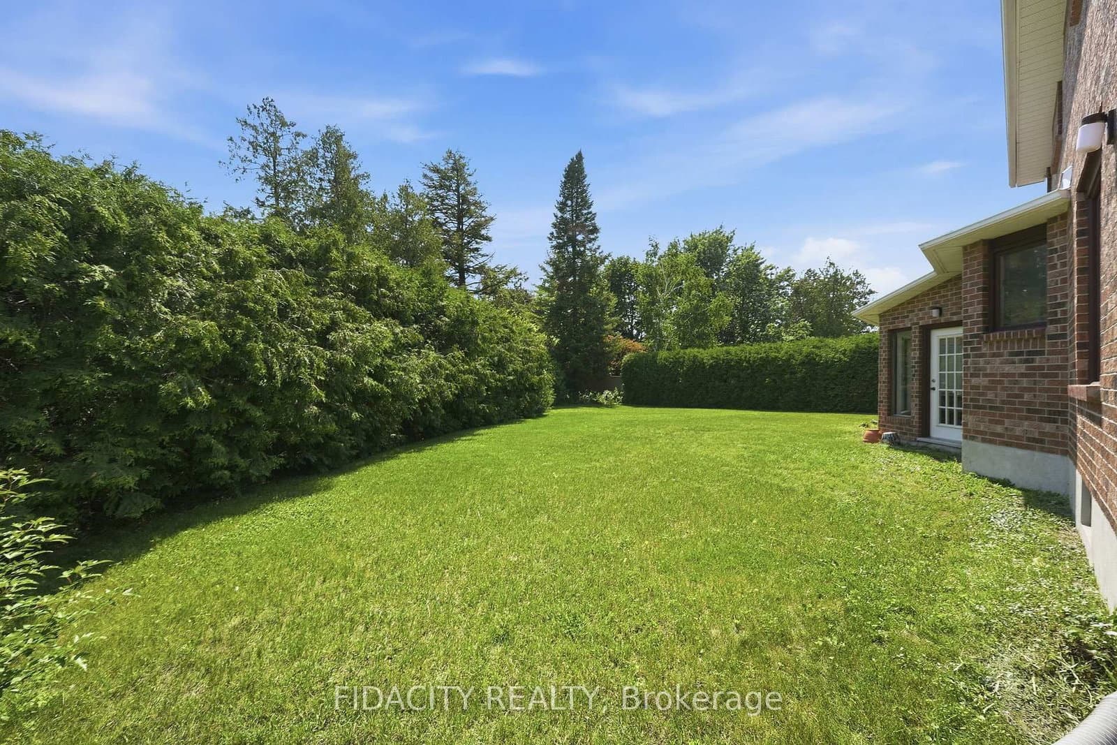 25 Pine Bluff Trail, Ottawa, ON — photo 39