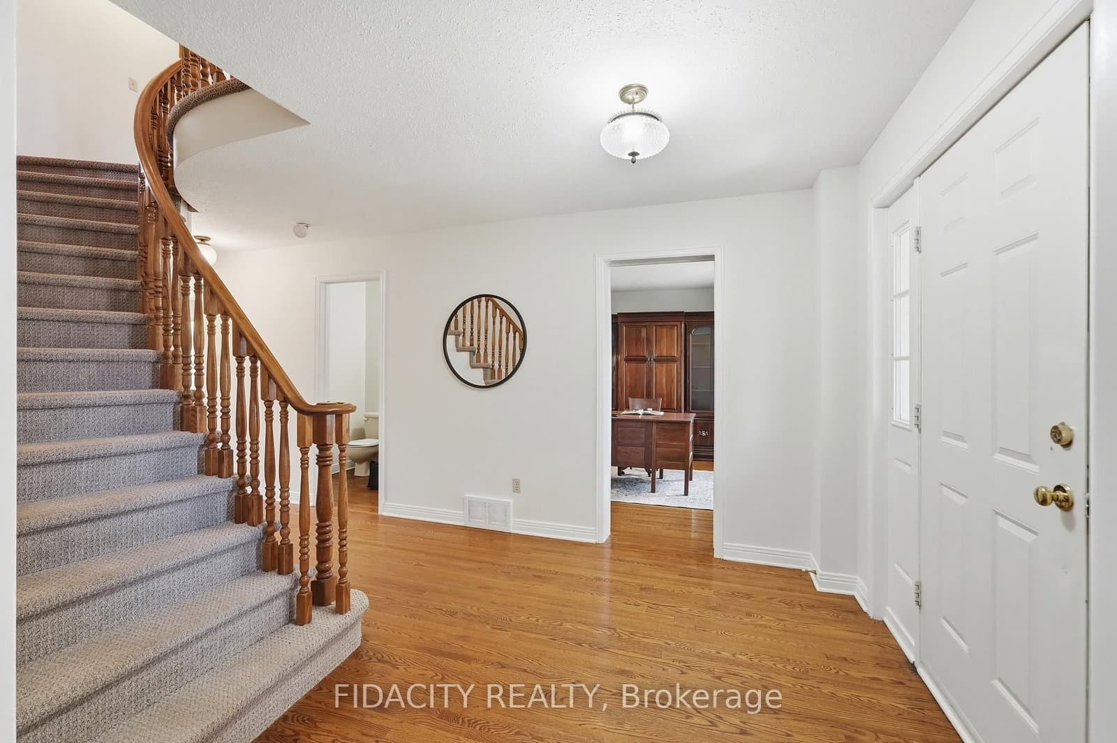 25 Pine Bluff Trail, Ottawa, ON — photo 4
