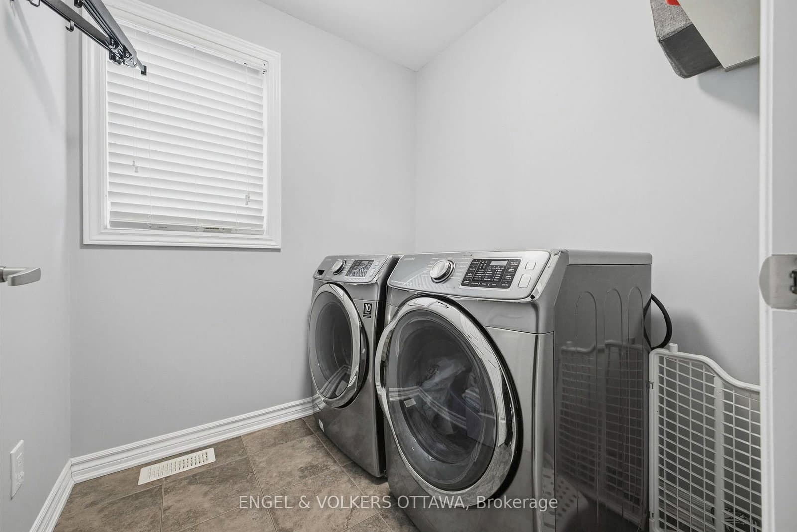 139 Switch Grass Crescent, Ottawa, ON — photo 14