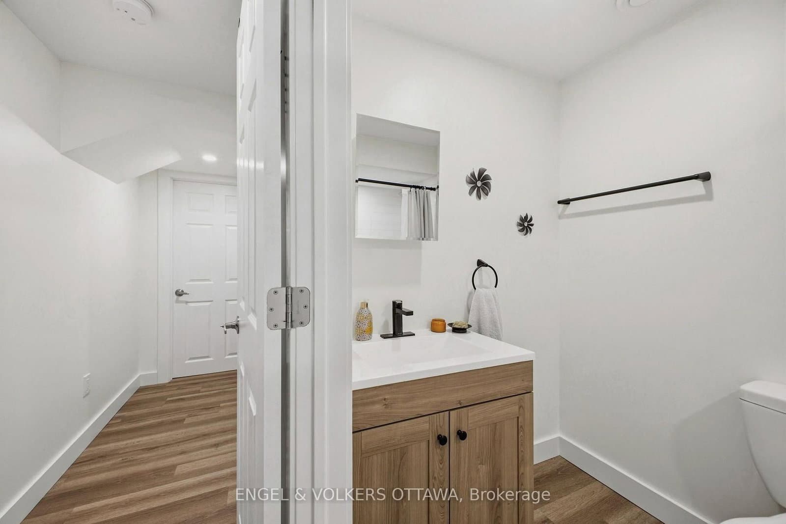 139 Switch Grass Crescent, Ottawa, ON — photo 24