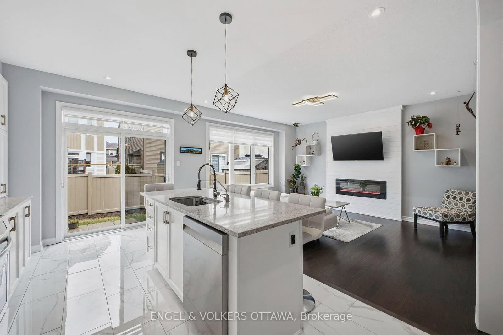 139 Switch Grass Crescent, Ottawa, ON — photo 7