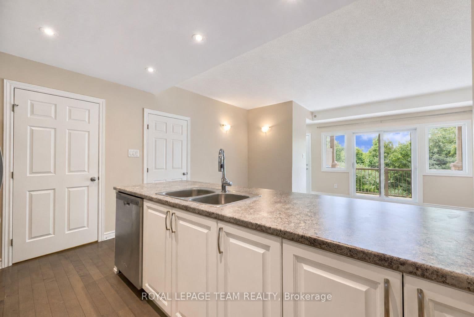 I - 366 Wood Acres Grove, Ottawa, ON — photo 10