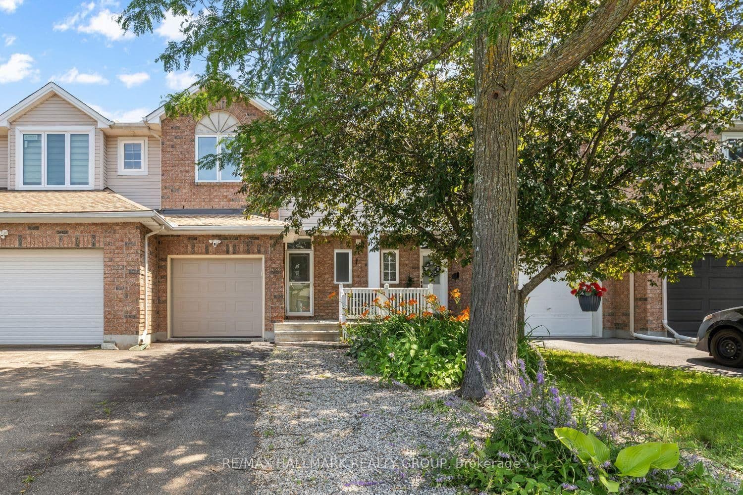 988 Lucille Way, Ottawa, ON — photo 2