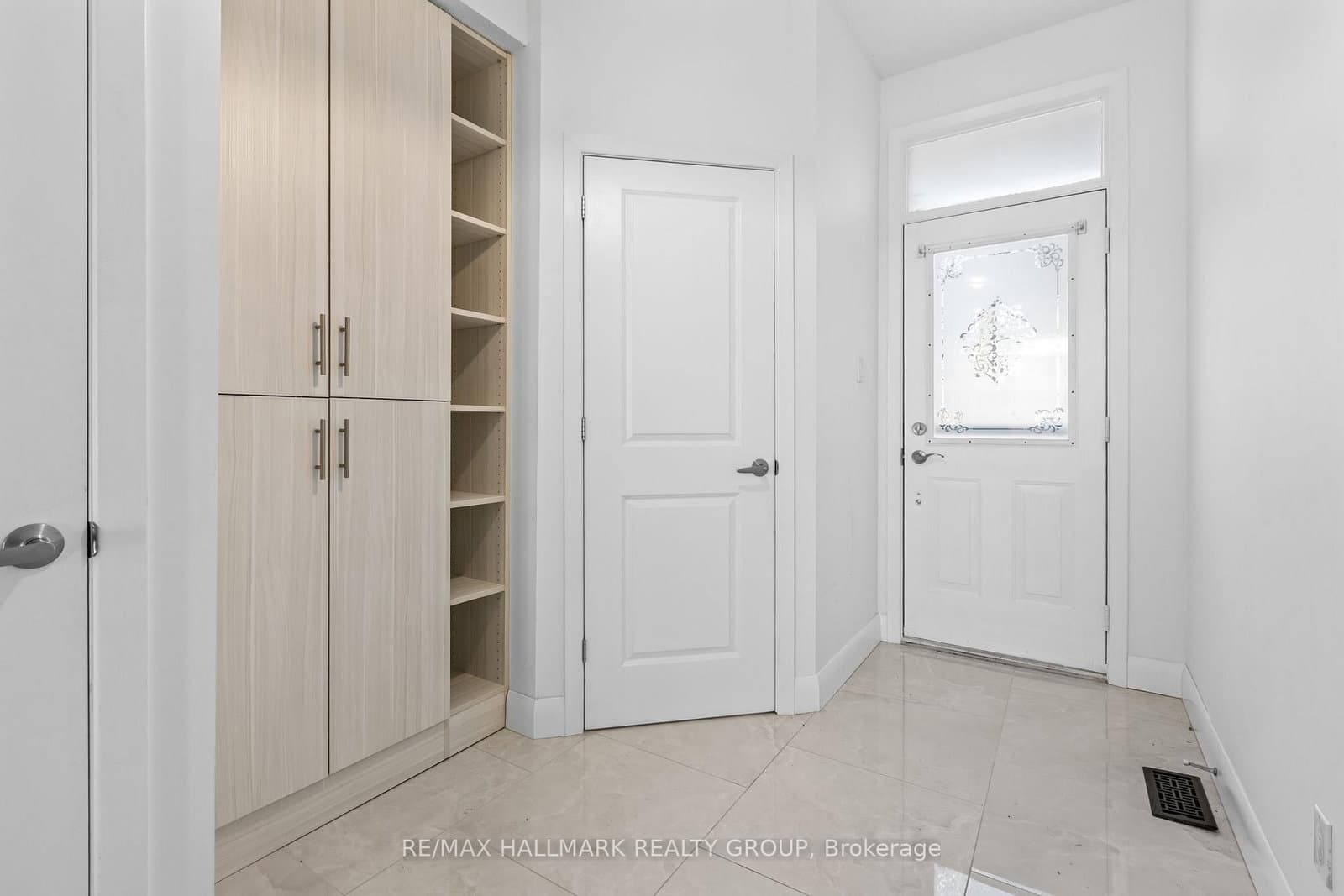 988 Lucille Way, Ottawa, ON — photo 5