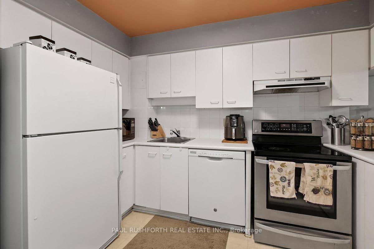 362 Briston Private, Ottawa, ON — photo 11
