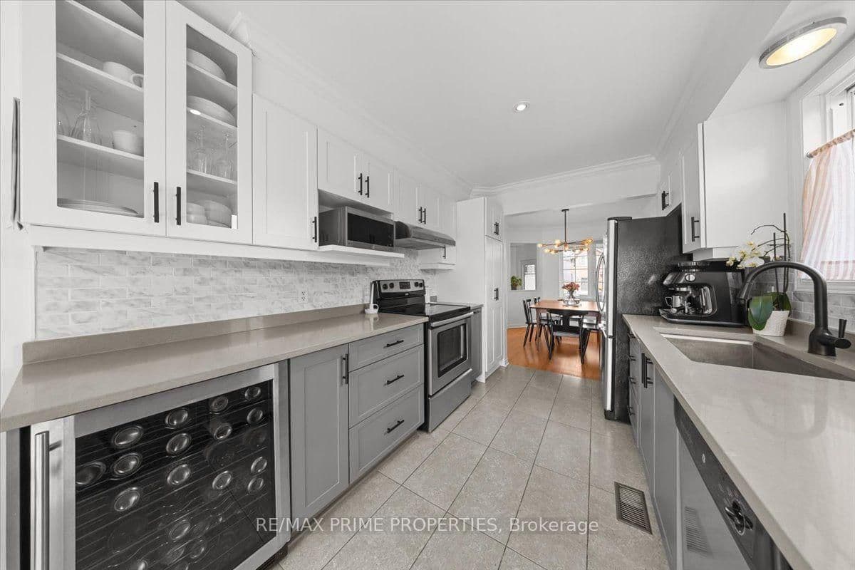 1587 Duplante Avenue, Ottawa, ON — photo 11