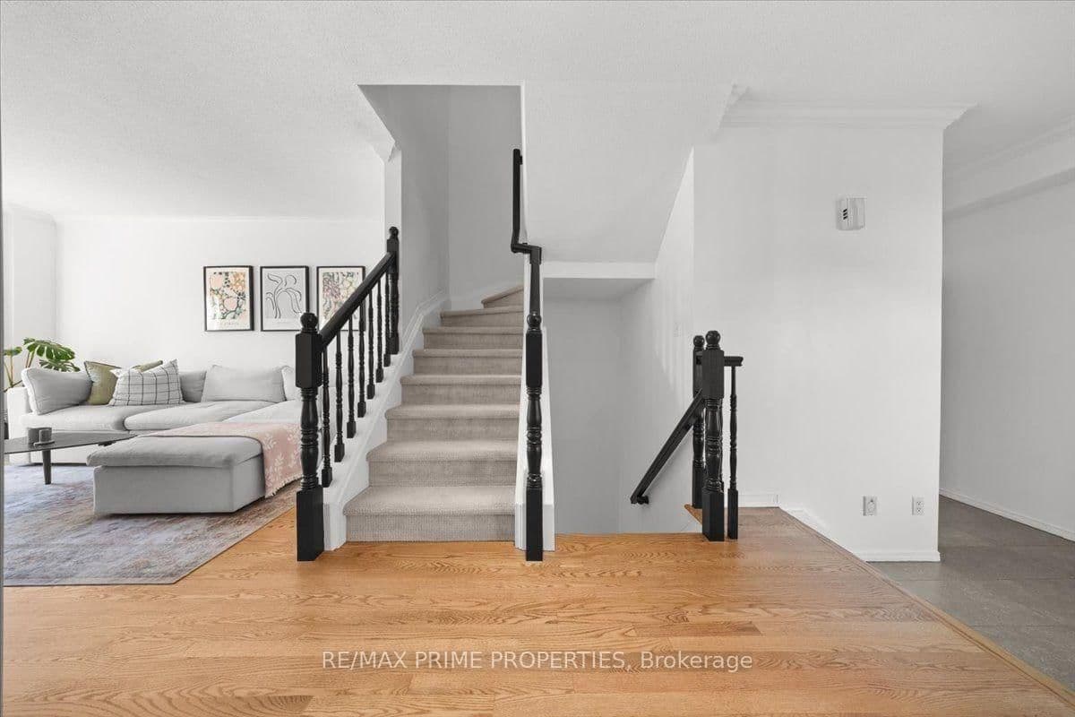 1587 Duplante Avenue, Ottawa, ON — photo 23