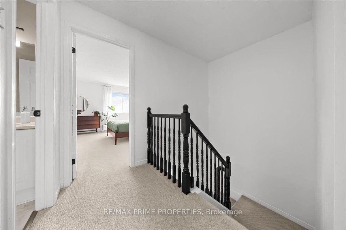 1587 Duplante Avenue, Ottawa, ON — photo 24