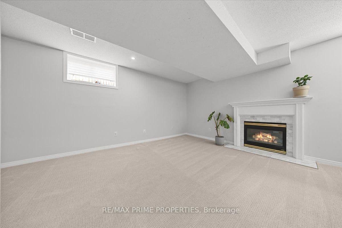 1587 Duplante Avenue, Ottawa, ON — photo 37