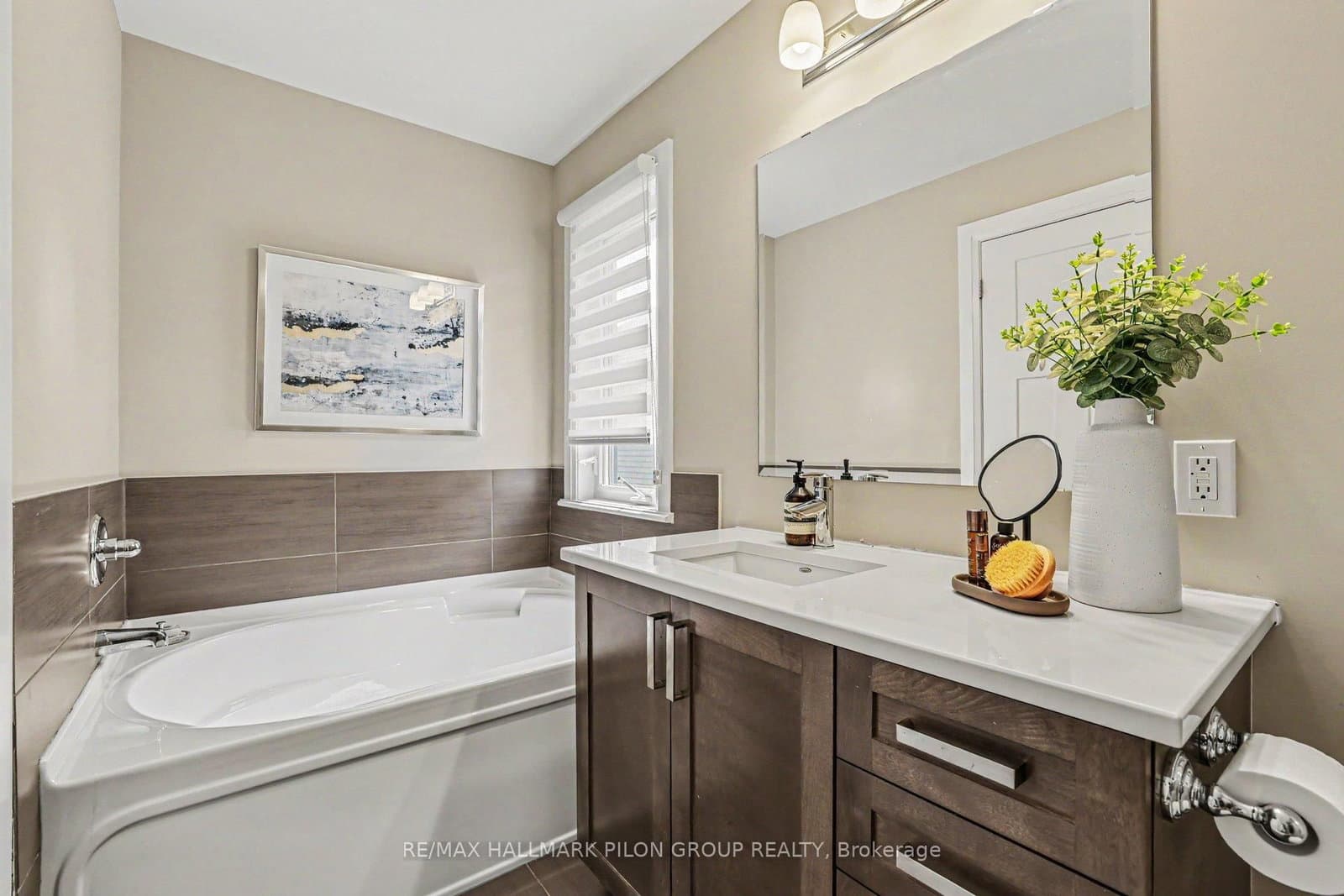 208 Butterfly Walk, Ottawa, ON — photo 17