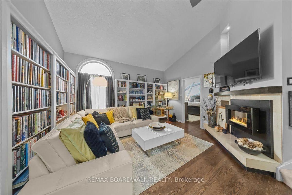 24 HACKETT Street, Ottawa, ON — photo 22